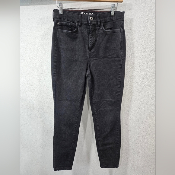 Eddie Bauer women's slightly curvey-high rise skinny jeans 8 - Picture 1 of 7